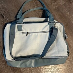 DSW Women’s Two-Tone Canvas Travel Duffel Bag